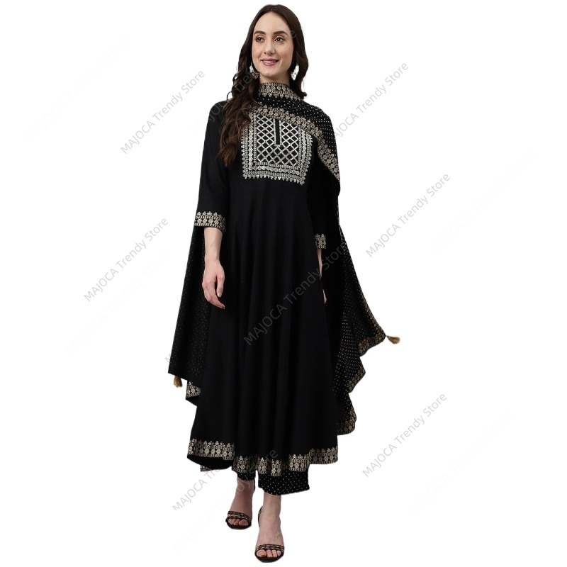 Salwar Kameez Set - Setelan Kurta Rayon Hitam Wanita India