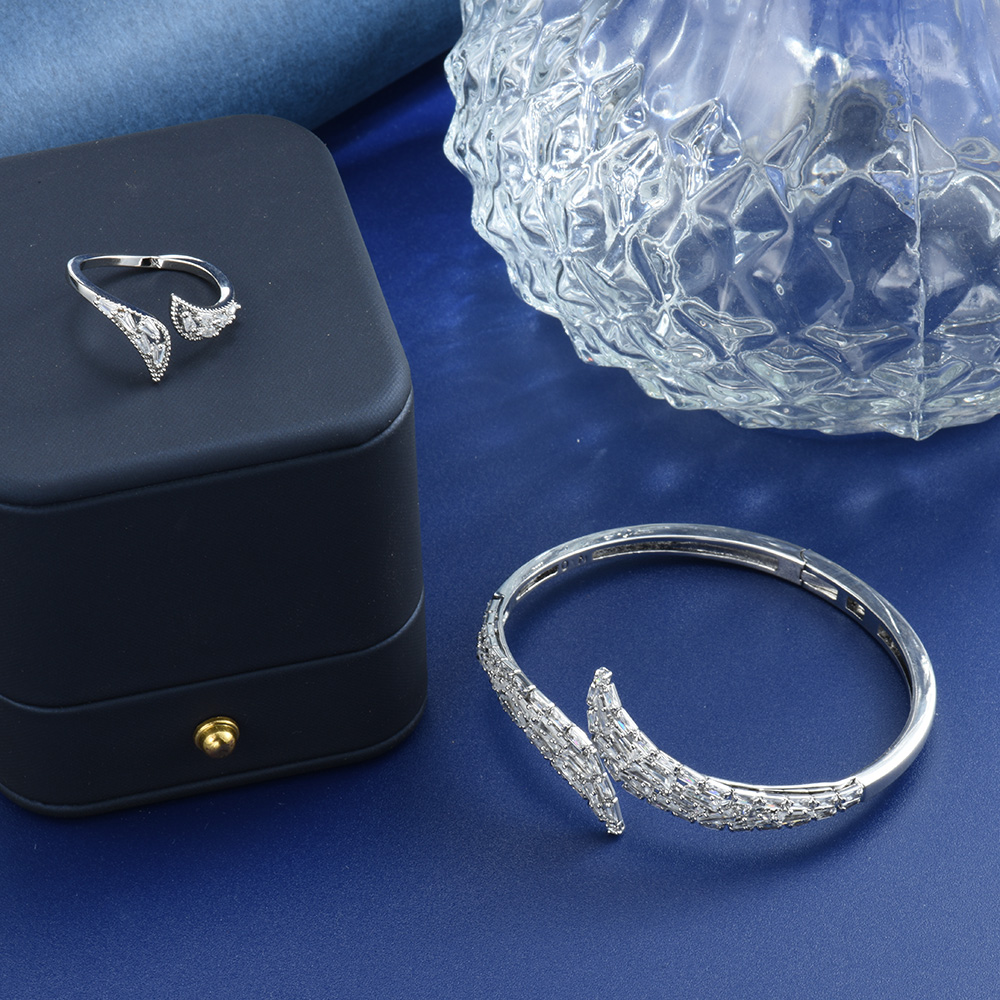 HIBRIDE Set Cincin Gelang Eleg - Latest Ethnic Fashion For Women ulasan dan harga