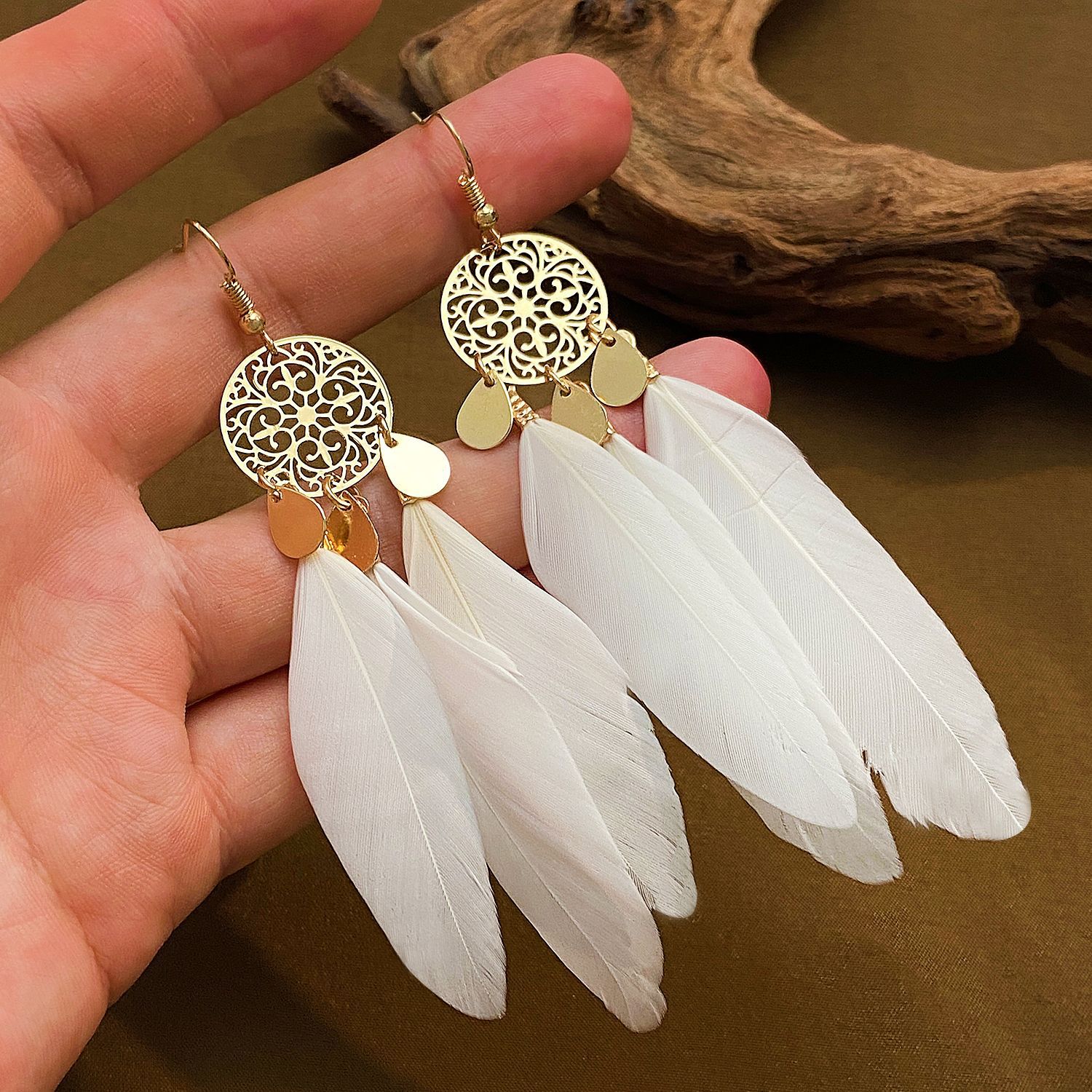 Anting-anting rumbai bulu mera - Ethnic Fashion Trends 2026 ulasan dan harga