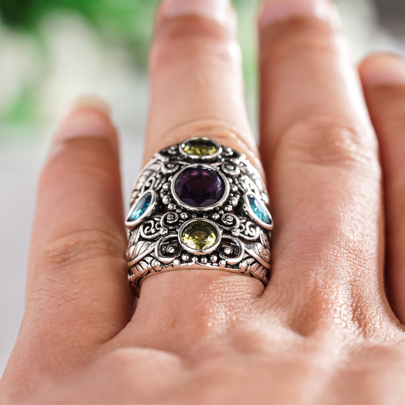 Cincin Retro Gaya Etnik Eropa  - Ethnic Fashion Trends 2026 ulasan dan harga
