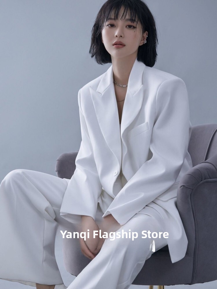 Majalah Mode Tema Jas Putih Ga - Ethnic Fashion Magazine ulasan dan harga