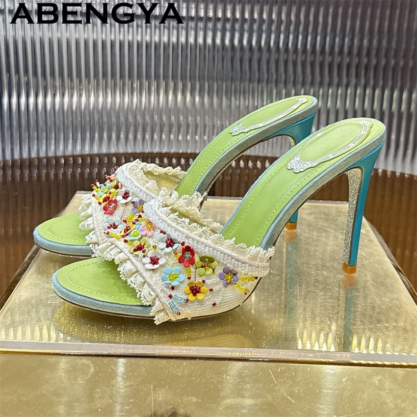 Sandal Hak Tebal Persegi Motif - Ethnic Style ulasan dan harga