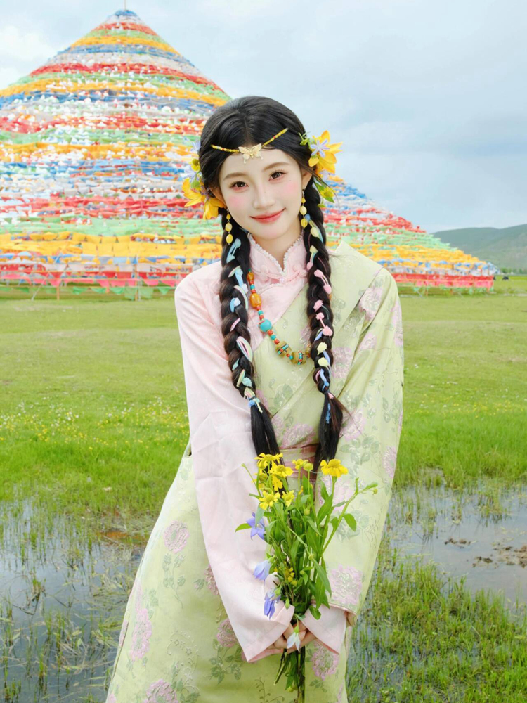 Pakaian Etnis Tibet Hijau Baru - New Ethnic Fashion ulasan dan harga