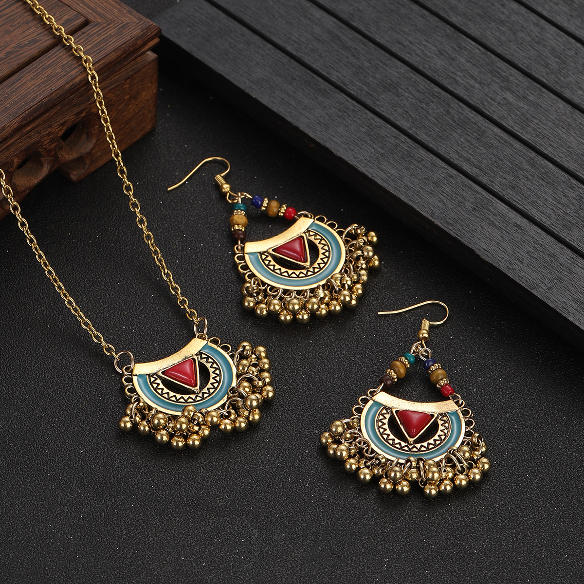 Set Kalung dan Anting Batu Mer - Ethnic Fashion Trends 2026 ulasan dan harga