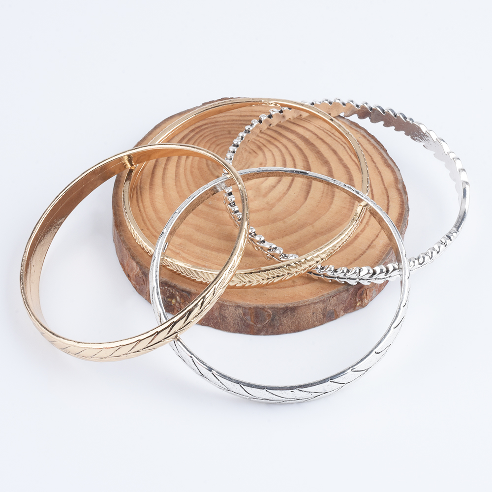 Gelang Kaku Logam Keras Warna  - Ethnic Fashion Trends 2026 ulasan dan harga