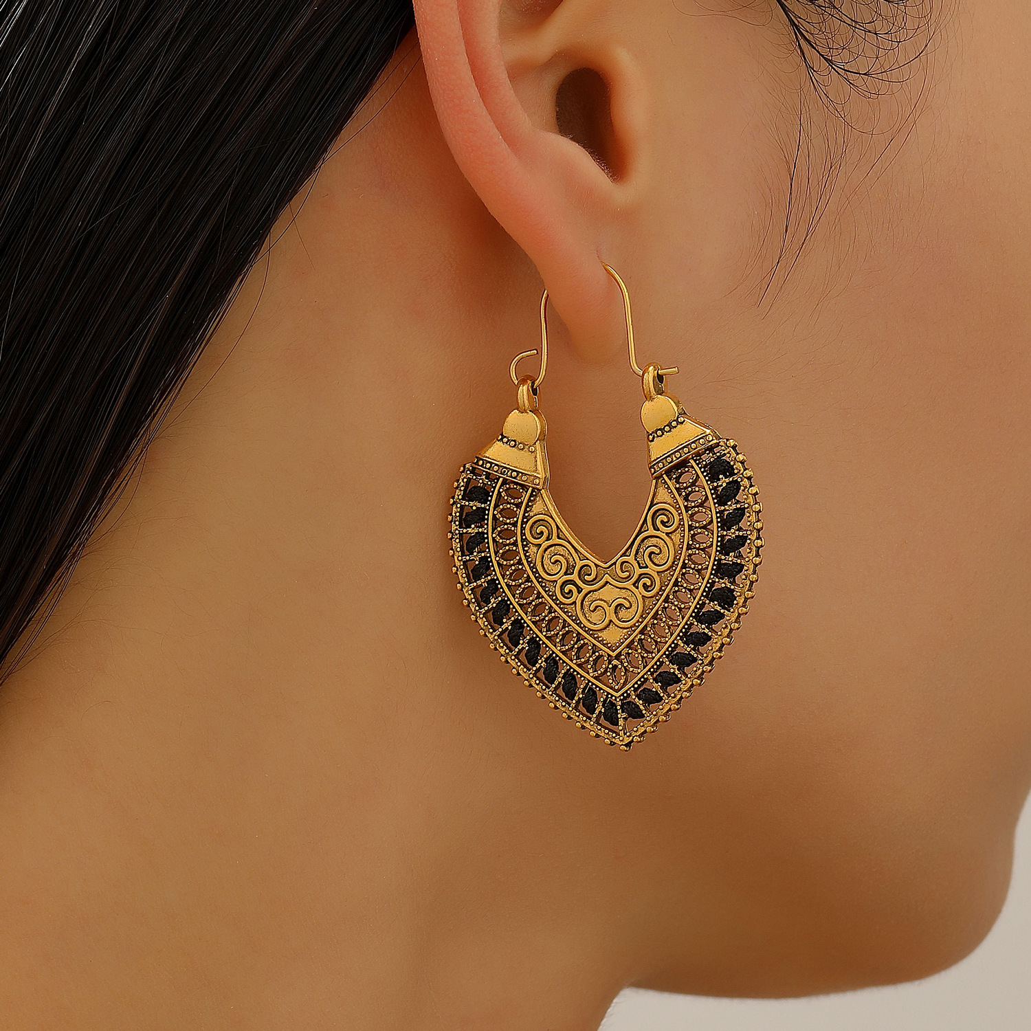 Anting-anting gantung warna em - Ethnic Fashion Trends 2026 ulasan dan harga