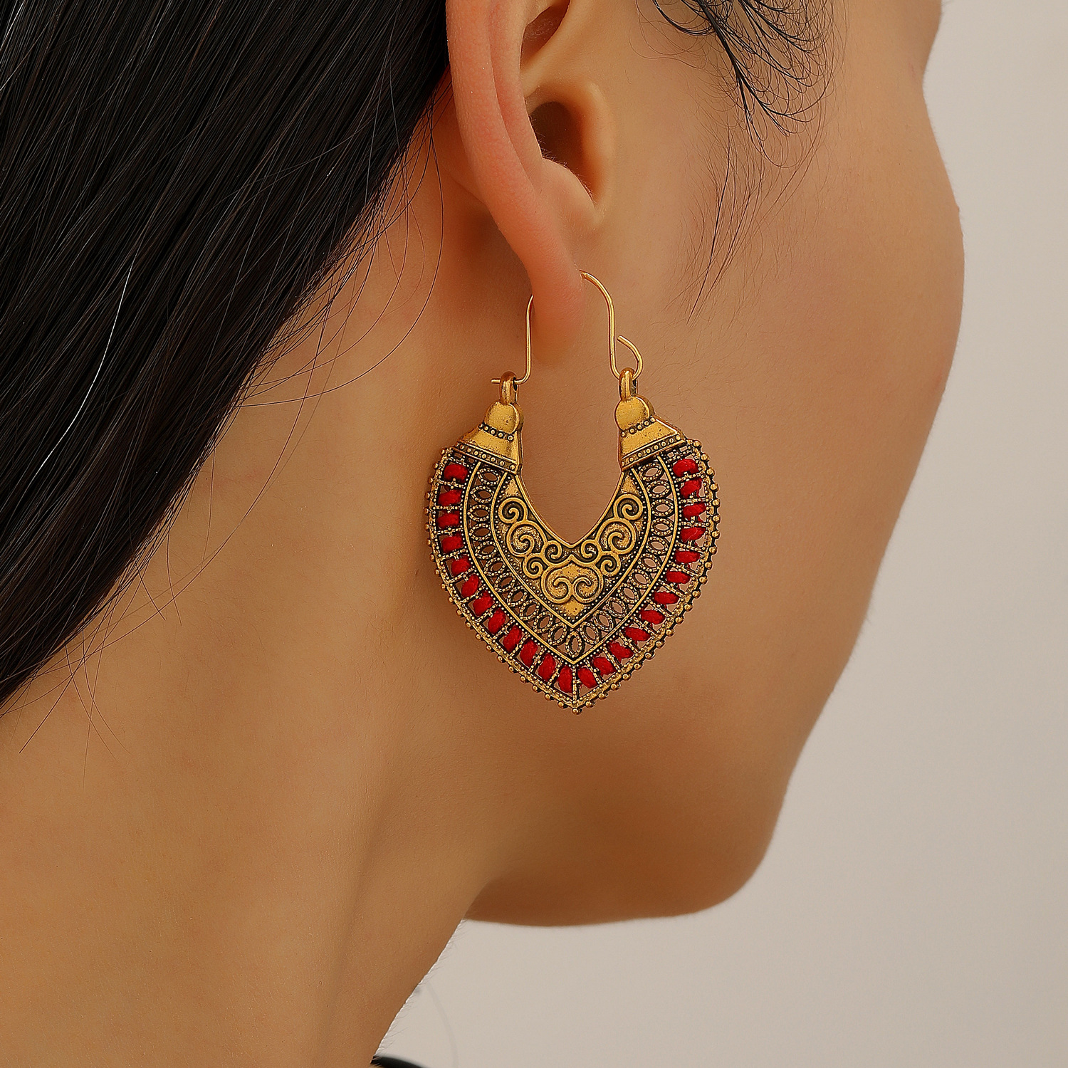 Anting-anting gantung warna em - Ethnic Fashion Trends 2026 ulasan dan harga
